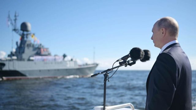 Министарство одбране РФ: Руска флота одбила напад украјинске морнарице, шест бродова уништено
