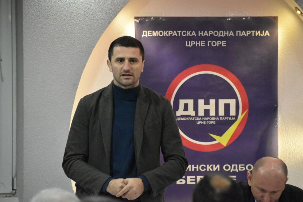Зоговић: Ђукановић себе довео на ниво обичне идеолошке и политичке побркотине!