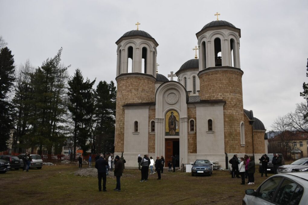 (ВИДЕО) Литургија у Храму Светог Симеона Мироточивог у Беранама