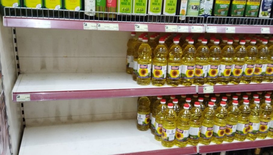 Влада Србије одлучила да настави извоз уља