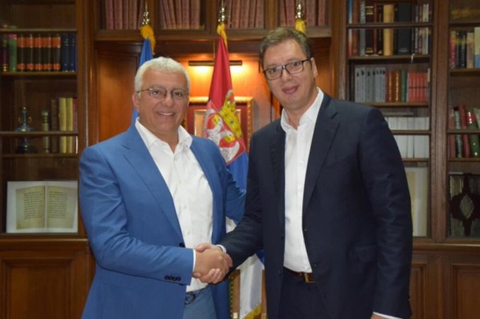 Мандић подржао Вучића: Срећно, пријатељу!