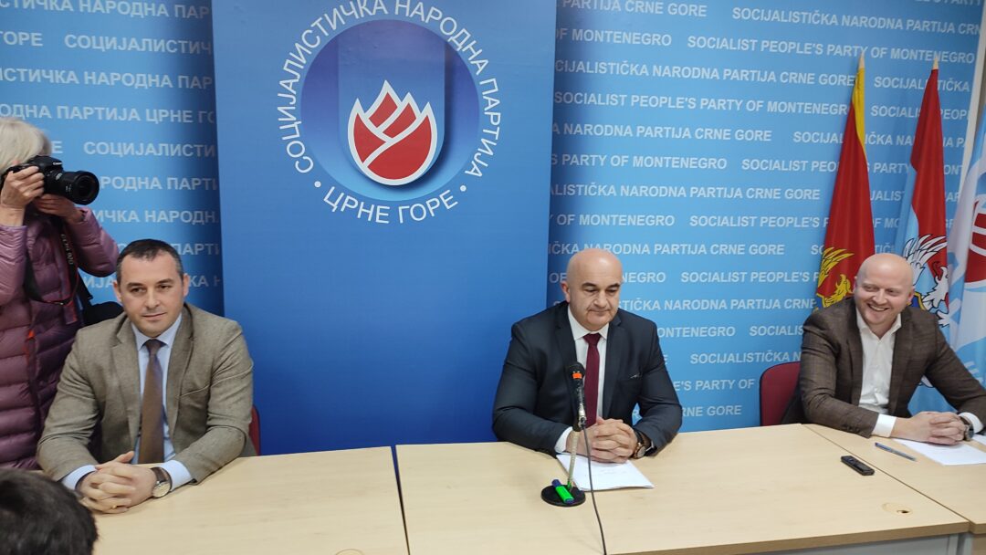 Јоковић: Мандати остају СНП-у, преговори о влади ускоро