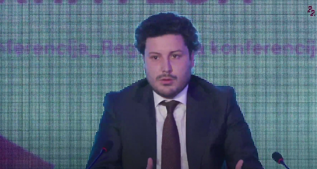 Абазовић: "Неки медији нијесу далеко од одузимања лиценце"