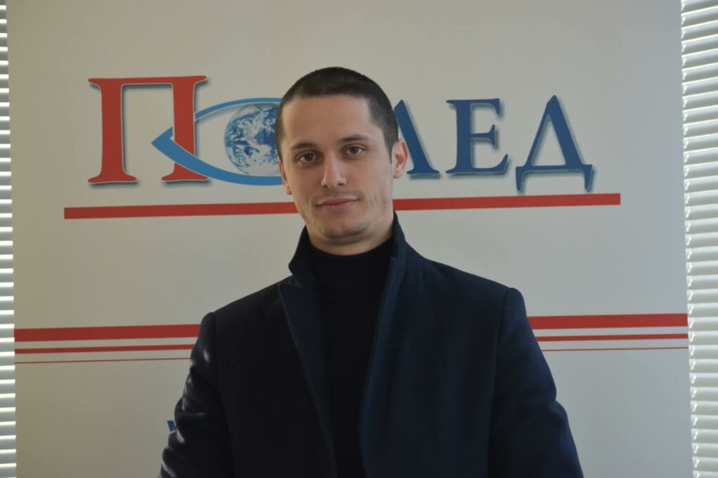 БАОШИЋ: Неко ће зарад тих фотеља издати све не трепнувши