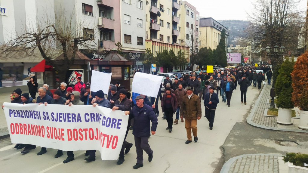 Радници сјевера питали Милатовића: Да ли сте тужни што сте дискриминисали хиљаде радника?