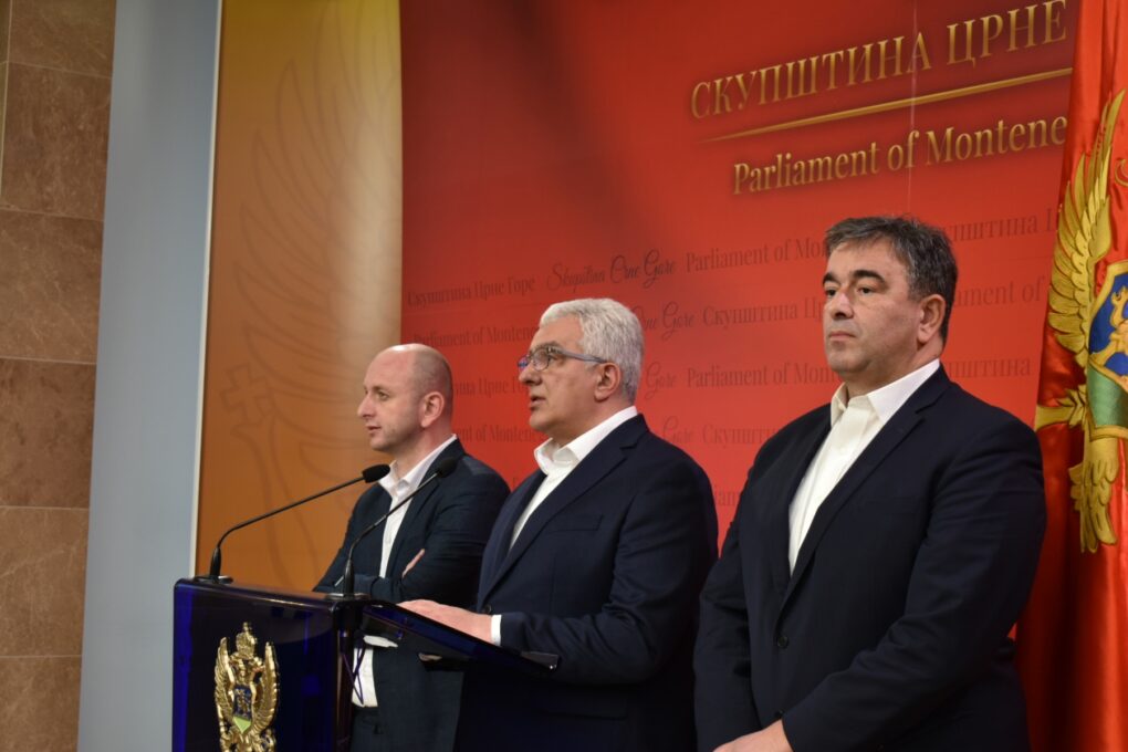 ДФ: Негласањем за Веселина Ракчевића на Административном одбору СНП поново показао да су коалициони партнери ДПС-у