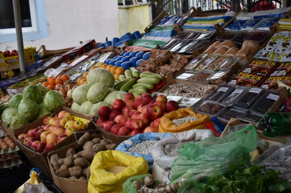 Цијене у Црној Гори и региону: Гдје су најјефтиније, а гдје најскупље основне животне намирнице