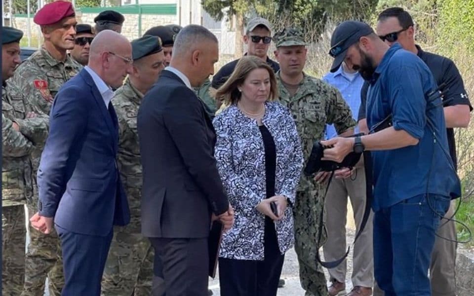 Црногорски полицајци завршили обуку ФБИ