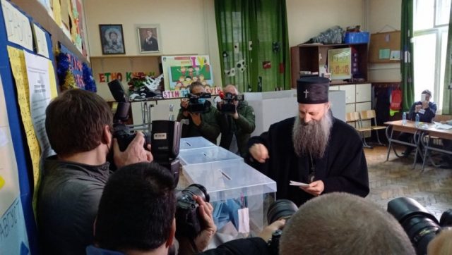 Гласао патријарх Порфирије