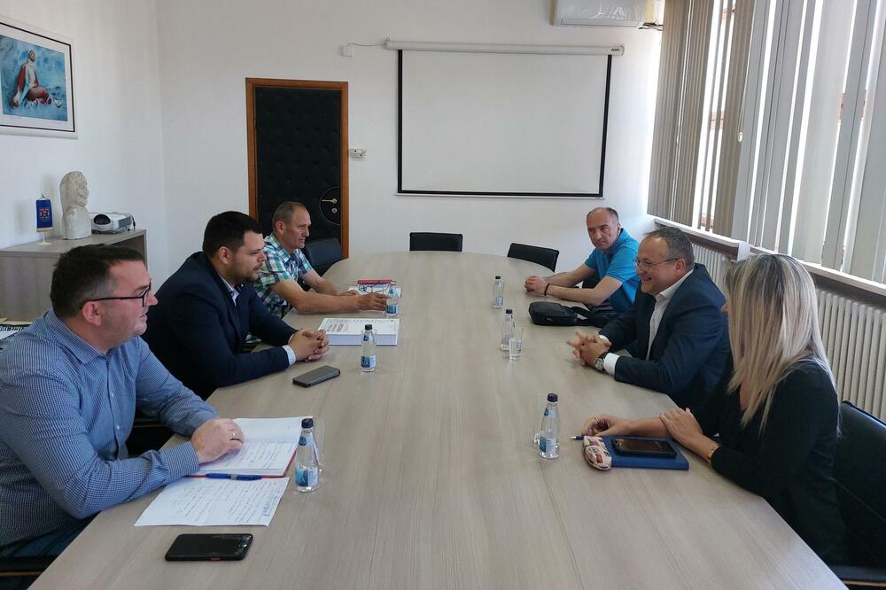 Никшић: Заједно за већу безбједност у саобраћају