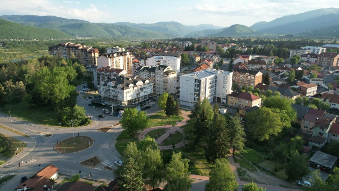 Berane: Računovođu sumnjiče da je školu „Vuk Karadžić“ oštetio za 13.550 eura
