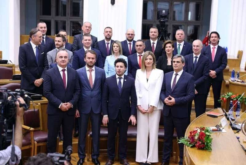 Manjinska vlada u tehničkom mandatu imenovala 64 funkcionera