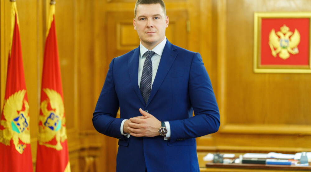 Аџић: Брзим и одлучним поступањем зауставићемо злостављање дјеце