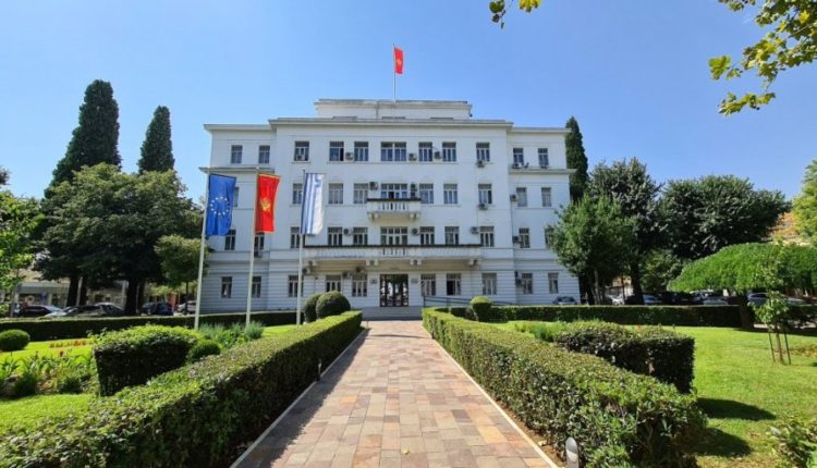 ТВ Адриа и Арена најављују тужбу против Главног града и Ивана Вуковића: Ко је аминовао крађу линка утакмице Партизан – Будућност?