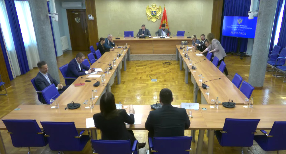 Одбор за економију не може натјерати трговце да смање цијене