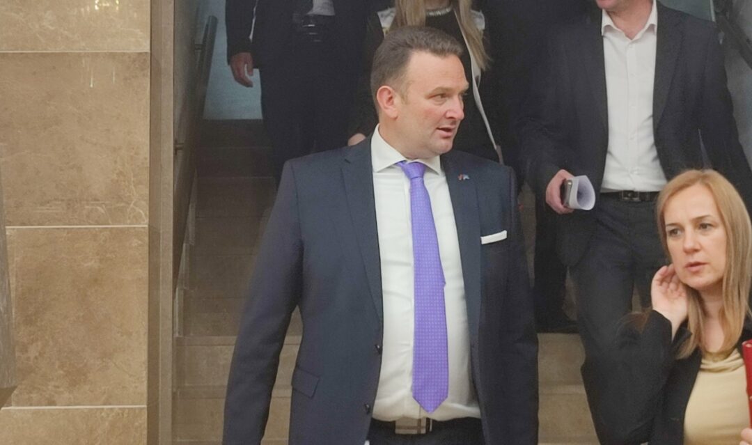 Kentera: Abazović da bude pažljiv sa najavama akcija