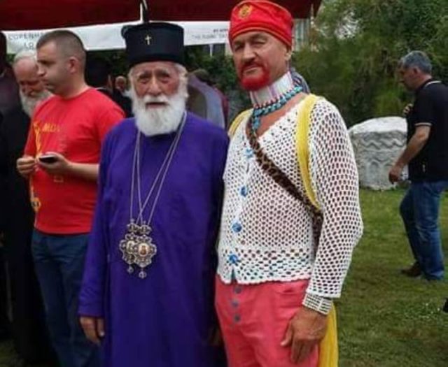 MIRAŠA ĆERAJU SA TRONA Raskol u CPC: Vikarni episkop saziva skup na Cetinju da bi svrgao poglavara