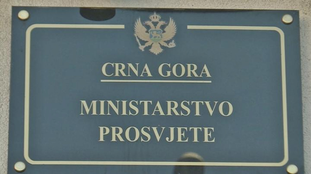 Министарсто просвјете расписало је Конкурс за упис ученика у први разред средњих школа