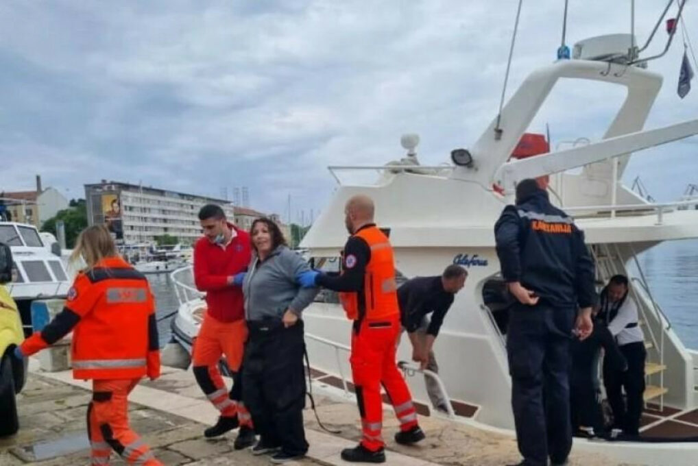 Хрватска: Спашено пет особа са преврнуте једрилице