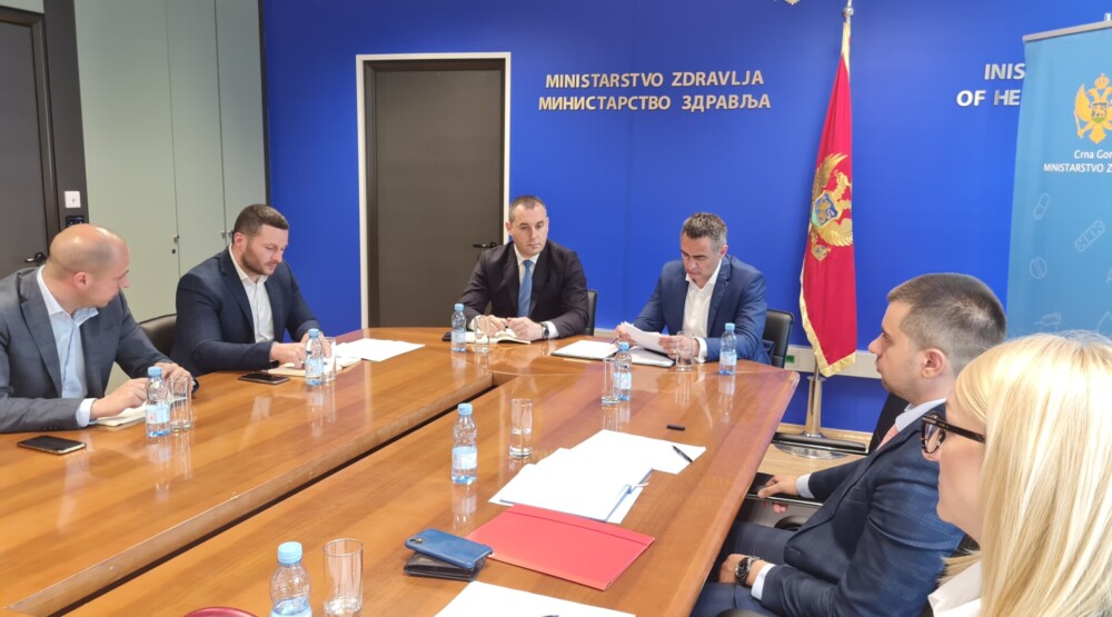 Министарство здравља: Надлежне државне институције предузимају активности у циљу решавања статуса болнице Мељине
