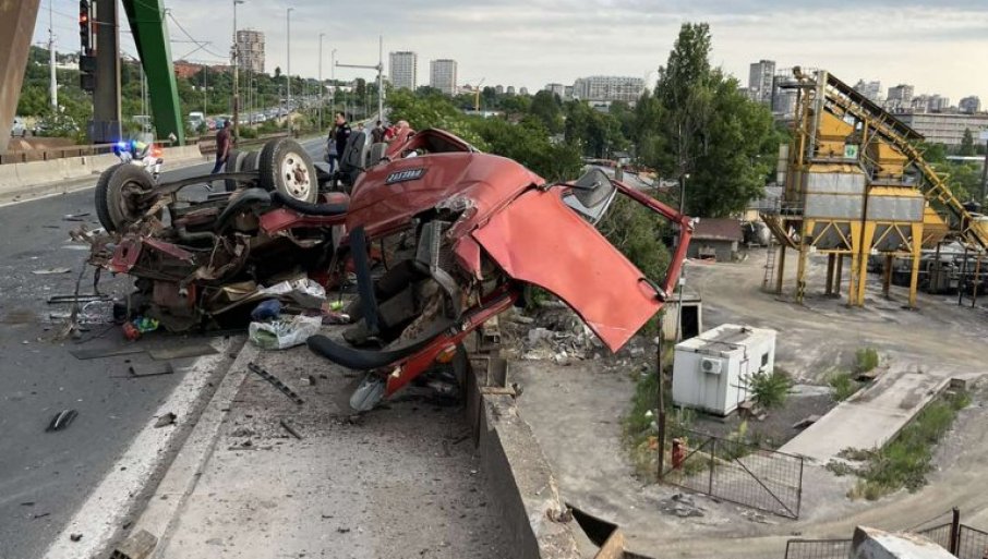 Двоје мртвих у удесу на Панчевачком мосту