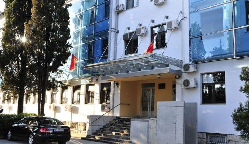 Фонд ПИО: Пет удружења пензионера незаконито градила стамбене зграде