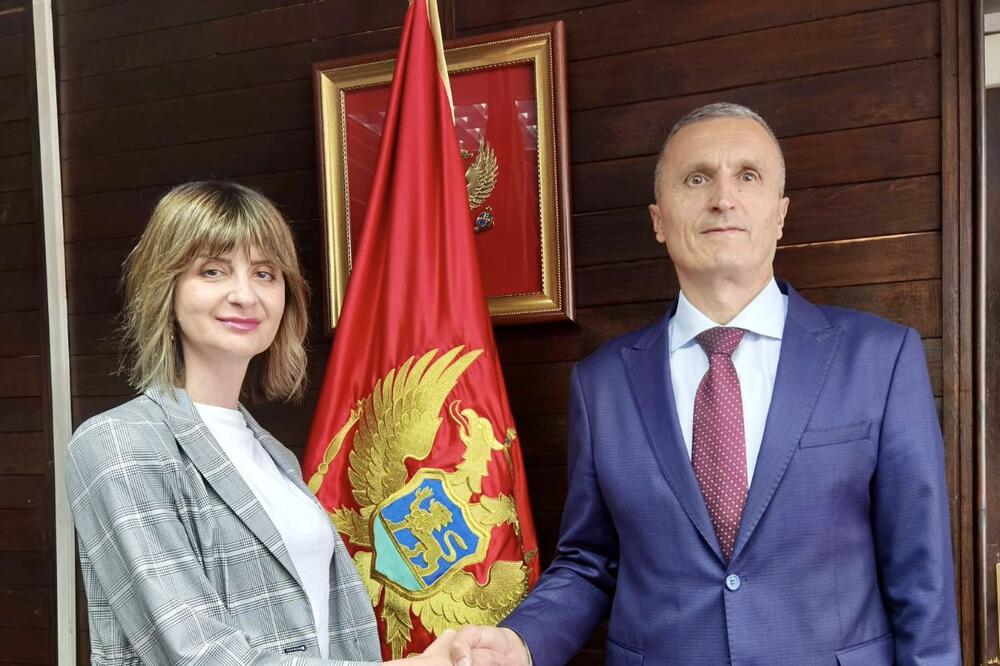 Шћепановић и званично од Булатовића преузела управљање Колашином