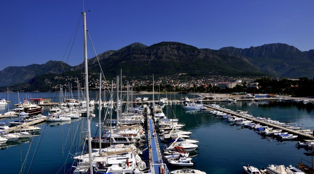 NA OVIM KUPALIŠTIMA ISTAKNUTA JE CRVENA ZASTAVA: Plaže u Baru lošeg kvaliteta, zabranjeno kupanje