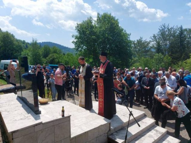 Одата почаст за 45 српских борaца мучки убијених код Жепе
