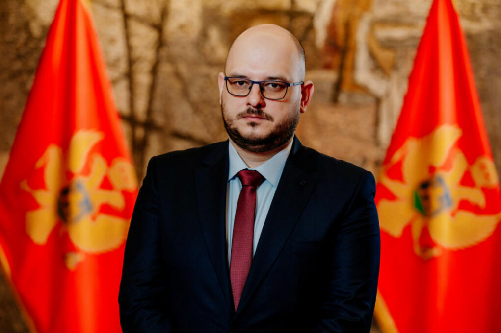 Потписан споразум о регулисању односа по питању стажа осигурања радницима КАП-а