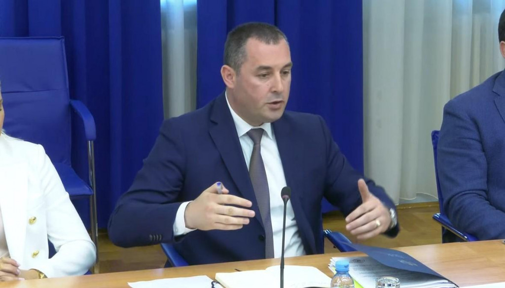 ŠĆEKIĆ: Tender završen, ljekovi u bolnicama i apotekama sljedeće sedmice