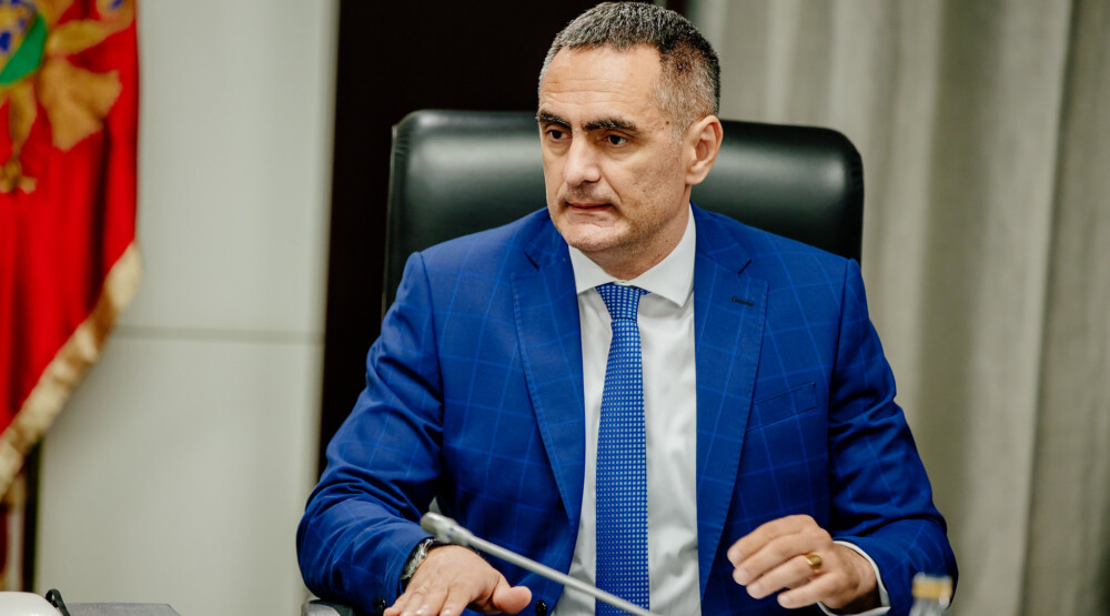 Дамјановић: Грађани да не брину, сигурна исплата зарада, пензија и социјалних давања