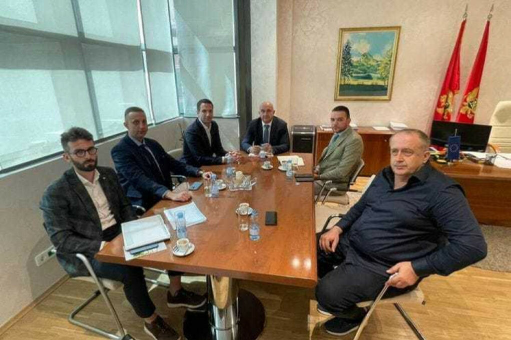 Јоковић са представницима „Плантажа": Влада ће узети активно учешће у рјешавању затечених проблема