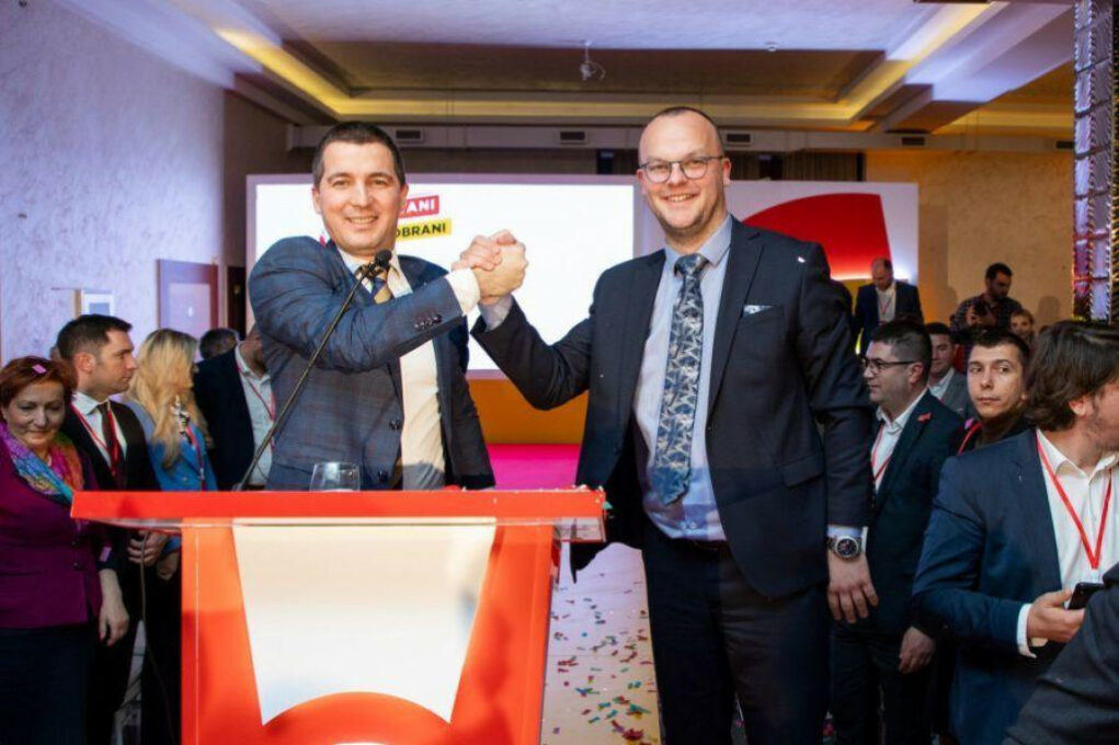 Демократе: Мањинска влада поражена у Беранама, кажњени сви њени актери