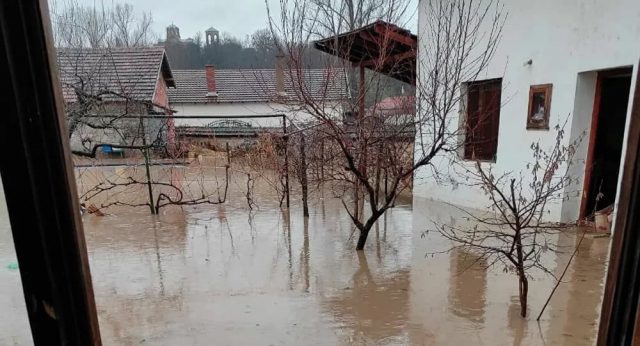 Ванредна одбрана од поплава у Ужицу и Чачку