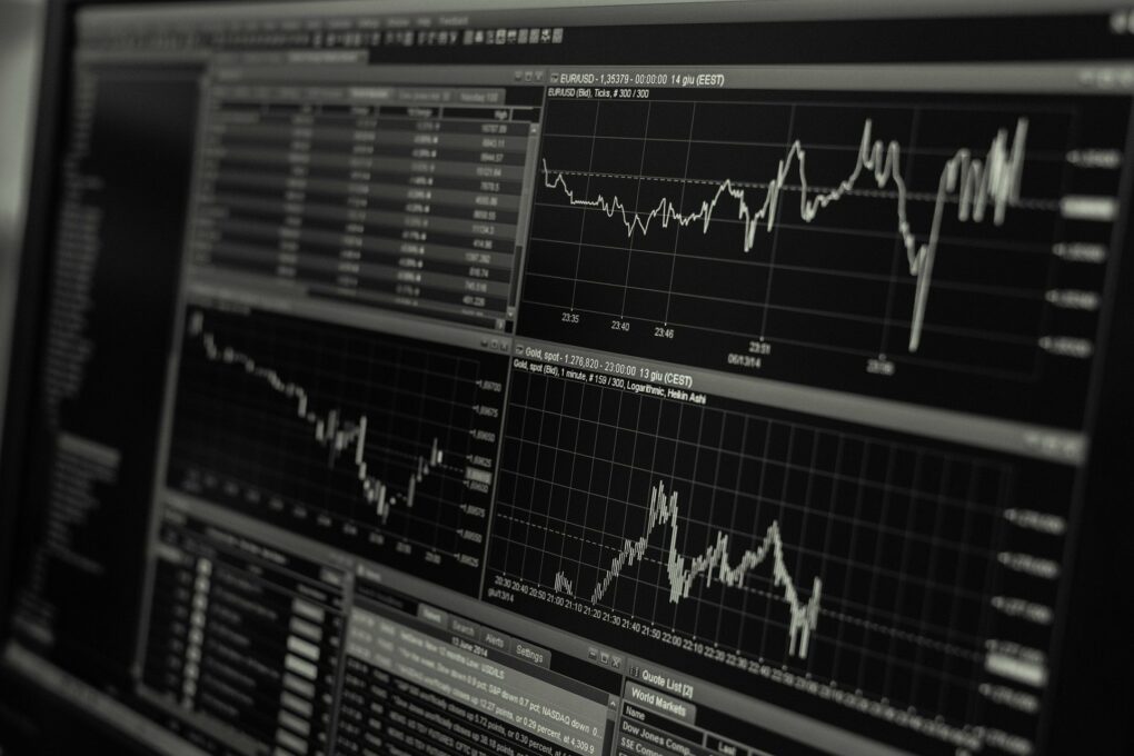 Општи хаос на свјетским берзама: Инфлација висока, а камате само расту