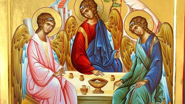 Данас славимо Свете Тројице
