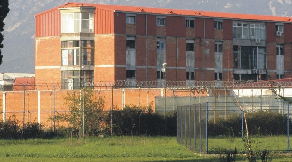 Osuđenik propustio ispite na fakultetu jer su sprovodnici UIKS-a bili "prebukirani"