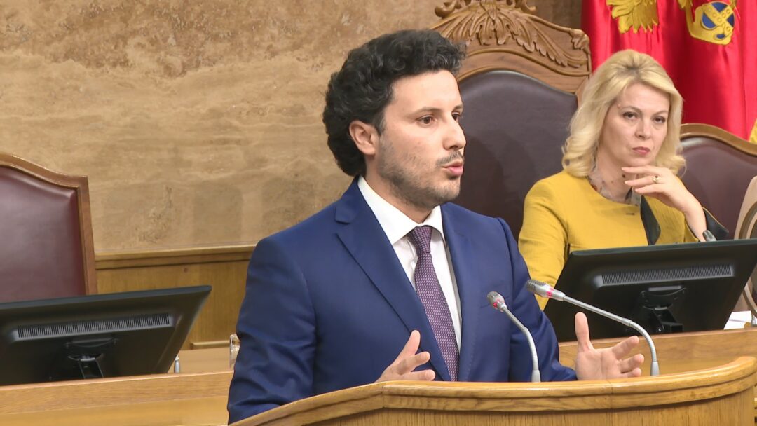 Abazović: Zbog neustavnih aktivnosti Đukanovića došli smo u situaciju da predlažemo razrješenje Konjevića i Krivokapića