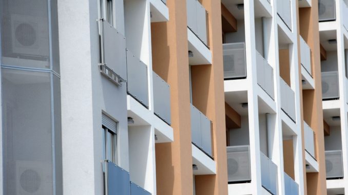 KROV NAD GLAVOM NEMOGUĆA MISIJA: Visoke cijene stanova i skupi krediti