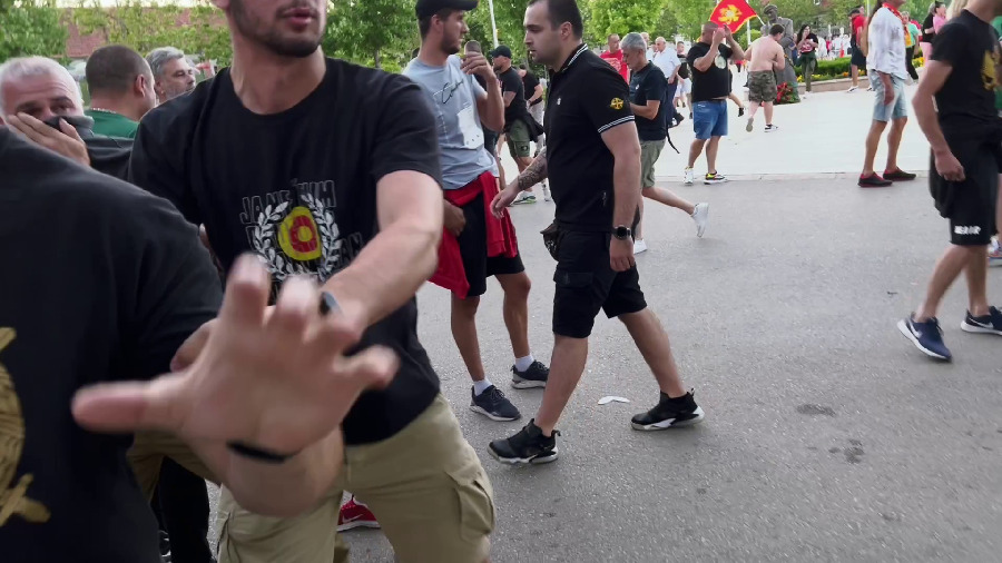 Баранин ухапшен због покушаја отимања телефона новинару РТЦГ