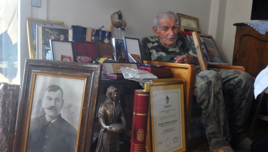 Деда Ђорђе Михаиловић: Не савијајте главу пред недостојнима наше славе