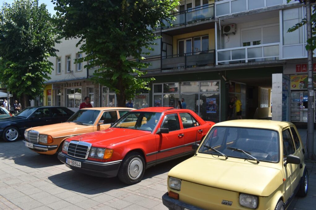 У Беранама одржана изложба олдтајмера (ФОТО ГАЛЕРИЈА)
