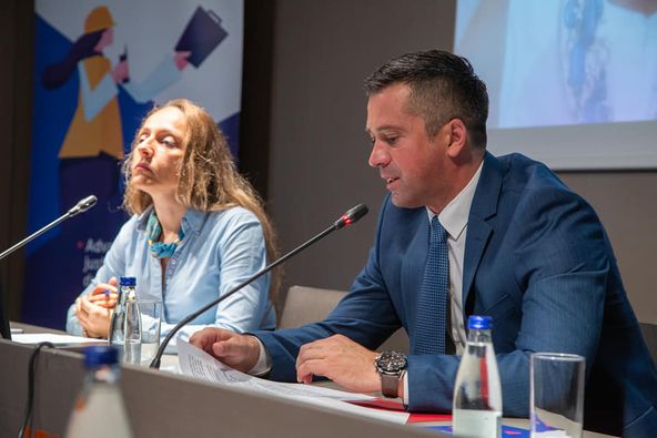 СТОЈАНОВИЋ: Дјечје просјачење представља озбиљно кршење права дјетета