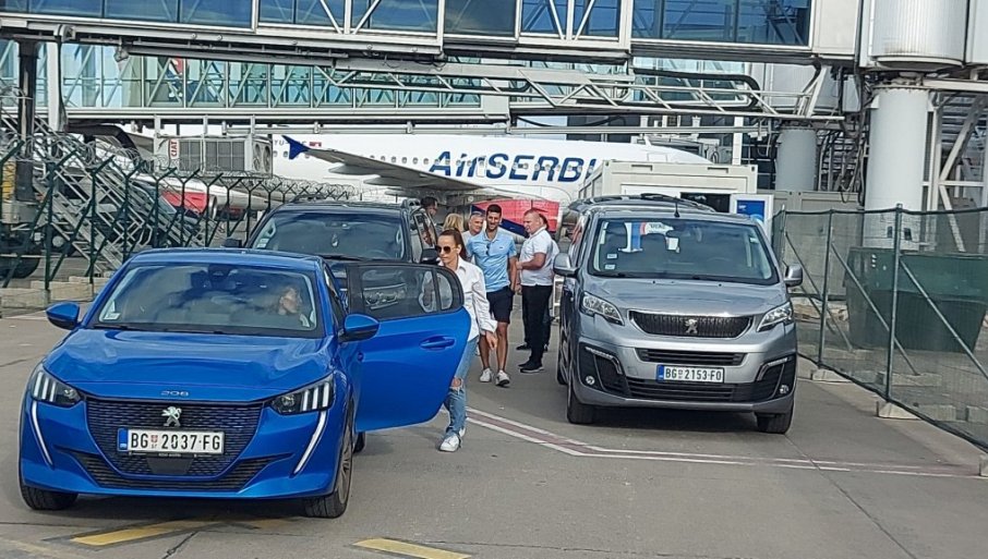 Новак Ђоковић допутовао у Београд после освајања Вимблдона