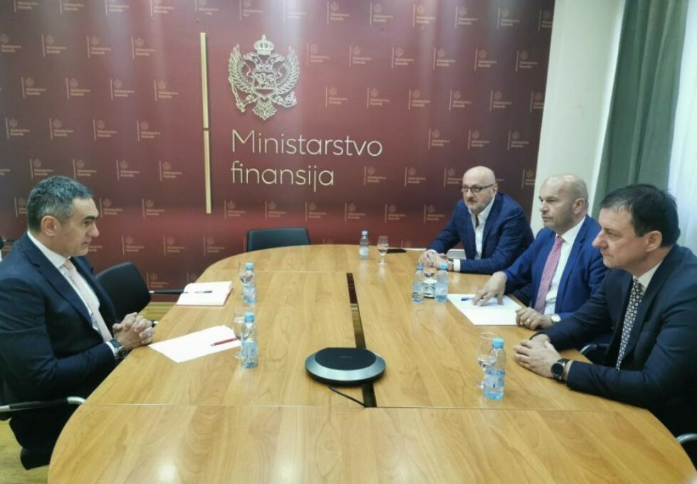 Дамјановић са представницима асоцијације менаџера: Нема повећања пореза, интензивнија сарадња са пословном заједницом