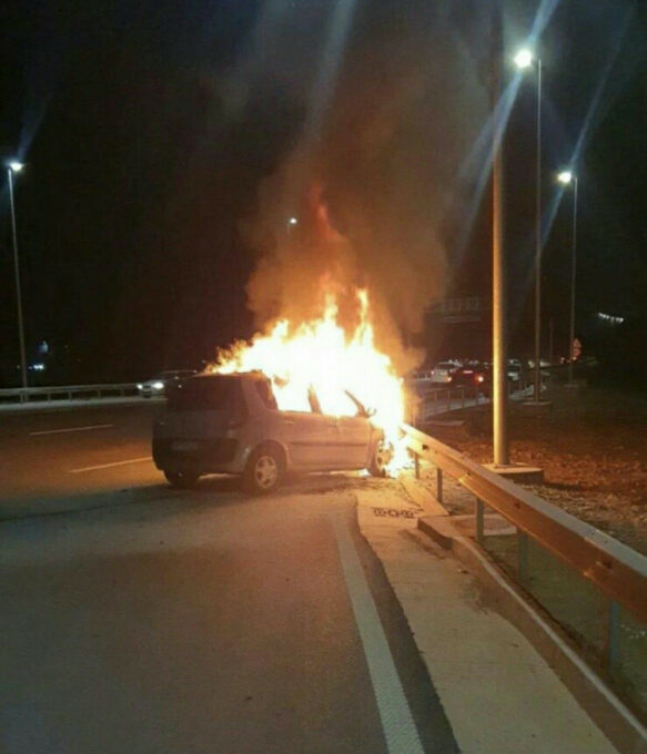На аутопуту се запалило још једно возило
