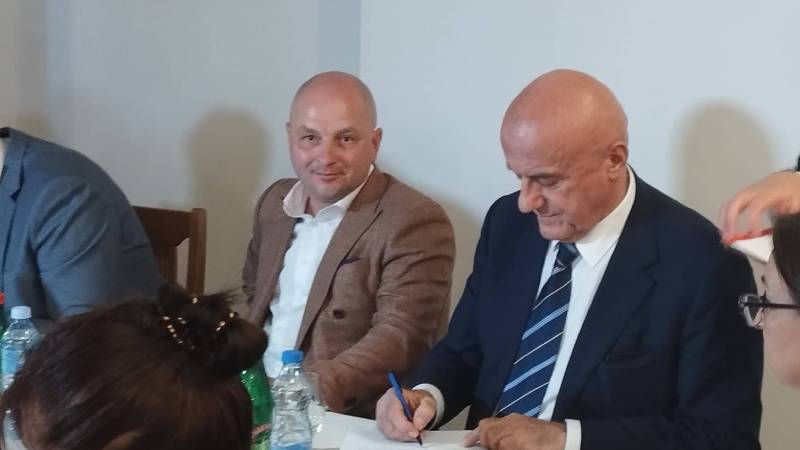 "Белуга" обећала инвестиције од 50 милиона, посао за 300 људи