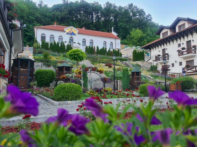 Манастир Тумане – најпосјећенија светиња у Србији: Чуда су могућа кад вјерујете у њих