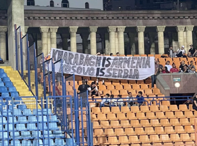 Братска подршка из Јерменије – навијачи Пјуника: Косово је Србија!